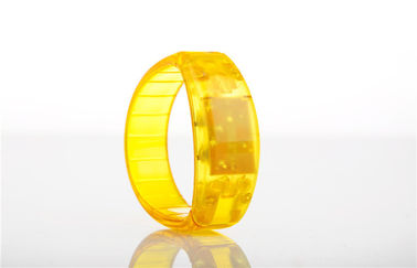 Custom Child Toy LED Flashing Bracelet Blister Card / Glow In The Dark Wristbands